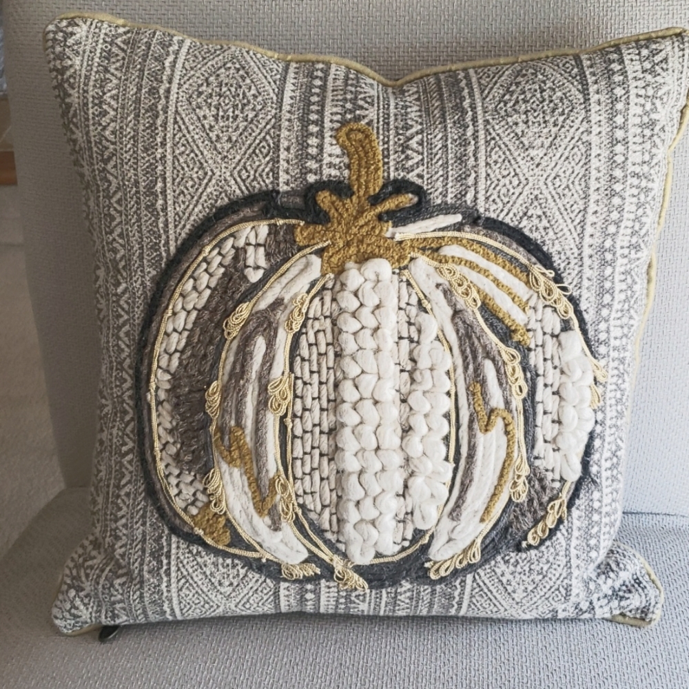 Pier 1 Fall Autumn Pumpkin Accent Pillow